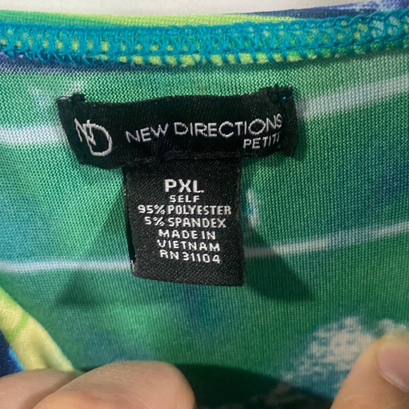 New Directions petite dress - Picture 3 of 5